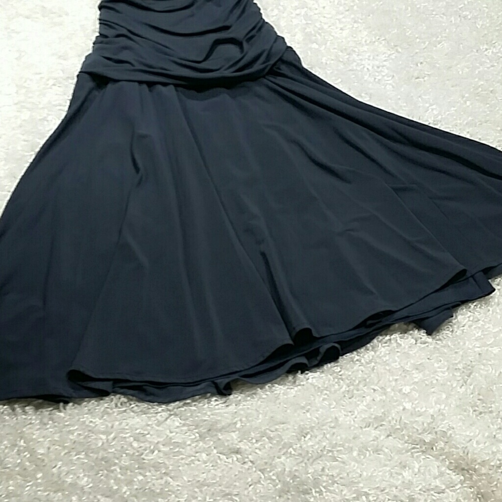 BCBGMaxAzria Dress - Picture 2 of 7